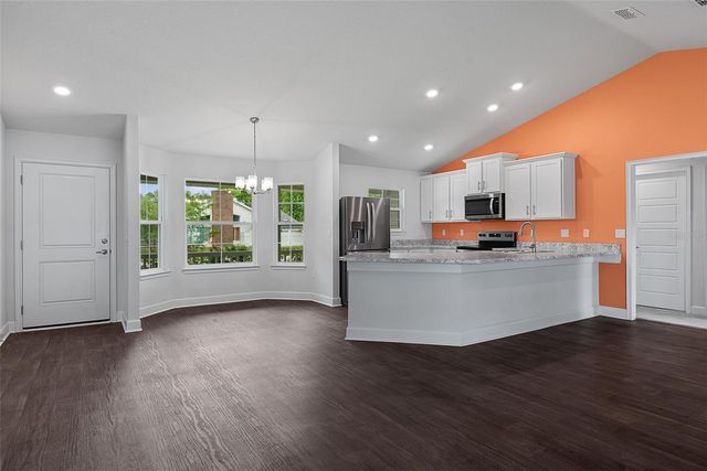 8 PERSIMMON DRIVE, Palm Coast, FL 32164