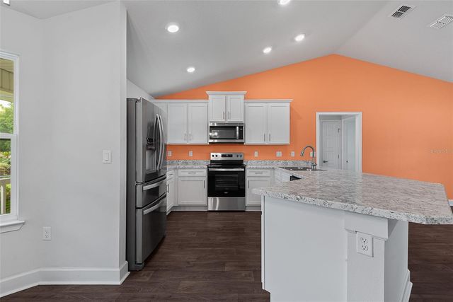 8 PERSIMMON DRIVE, Palm Coast, FL 32164
