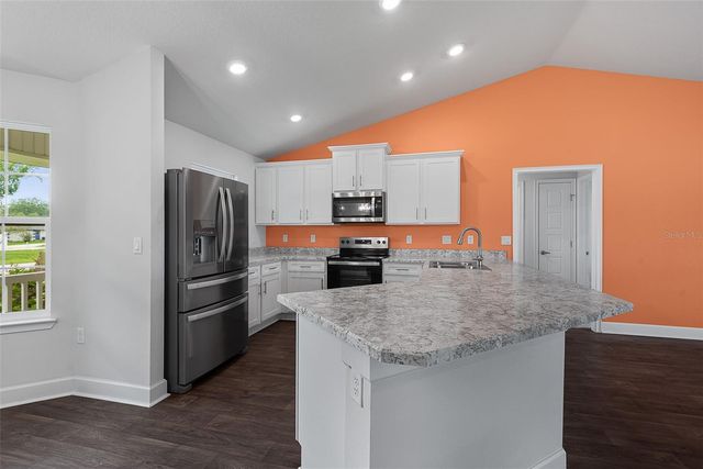 8 PERSIMMON DRIVE, Palm Coast, FL 32164