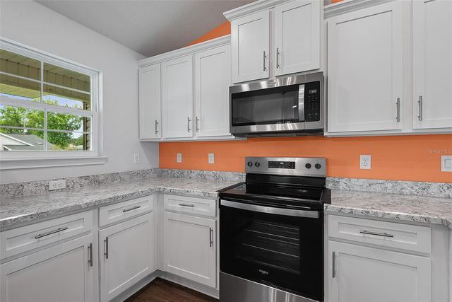 8 PERSIMMON DRIVE, Palm Coast, FL 32164