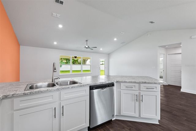 8 PERSIMMON DRIVE, Palm Coast, FL 32164