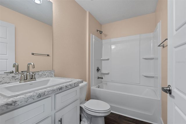 8 PERSIMMON DRIVE, Palm Coast, FL 32164