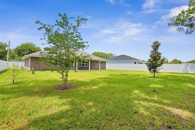 8 PERSIMMON DRIVE, Palm Coast, FL 32164