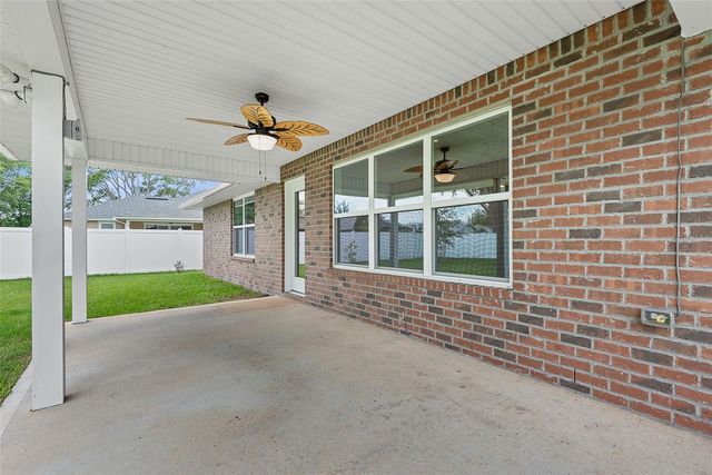 8 PERSIMMON DRIVE, Palm Coast, FL 32164