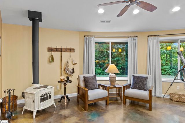 51 Sky Ranche Road, Cleveland, SC 29365