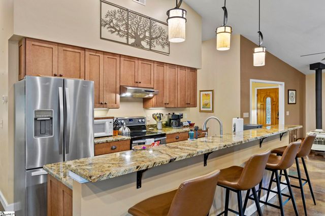 51 Sky Ranche Road, Cleveland, SC 29365