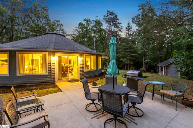 51 Sky Ranche Road, Cleveland, SC 29365
