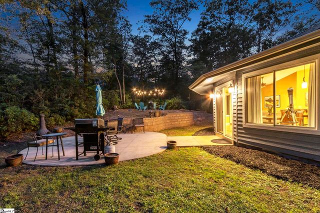 51 Sky Ranche Road, Cleveland, SC 29365