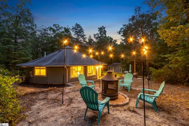 51 Sky Ranche Road, Cleveland, SC 29365
