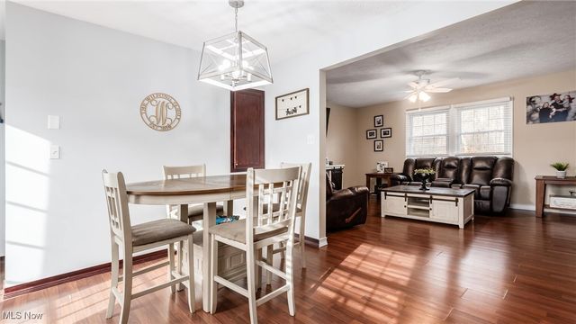 60999 Greenbriar Drive, Cambridge, OH 43725