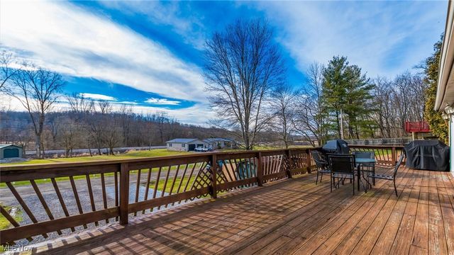 60999 Greenbriar Drive, Cambridge, OH 43725