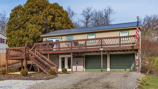 60999 Greenbriar Drive, Cambridge, OH 43725