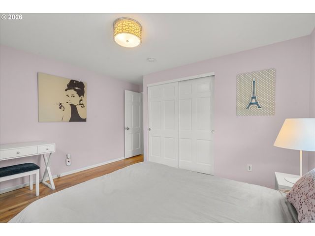 8875 Sw WOODSIDE Dr, Portland, OR 97225