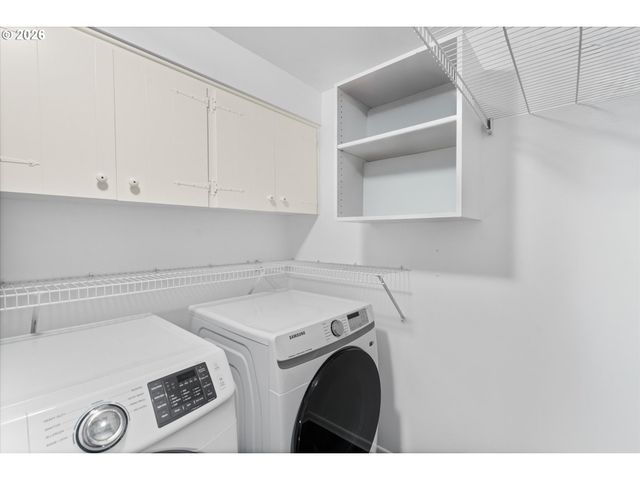 8875 Sw WOODSIDE Dr, Portland, OR 97225