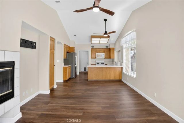 42421 Boulder, Lancaster, CA 93536