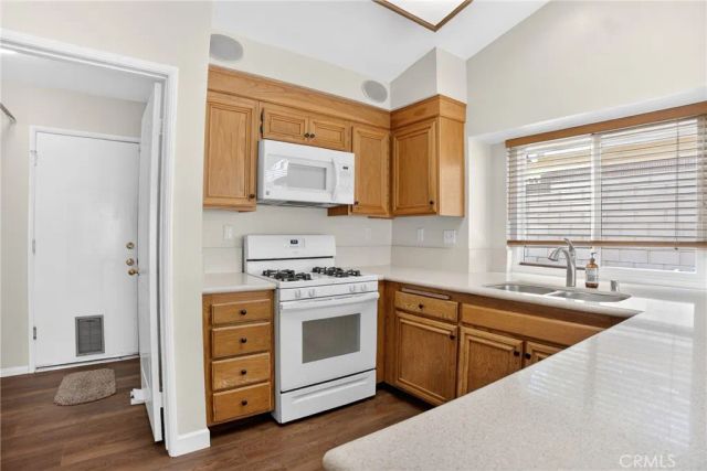 42421 Boulder, Lancaster, CA 93536