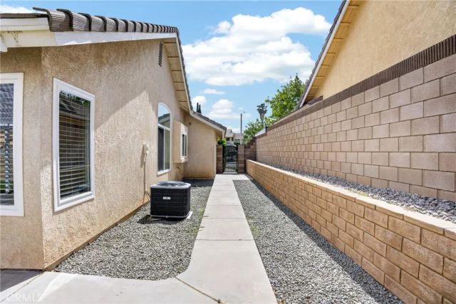 42421 Boulder, Lancaster, CA 93536