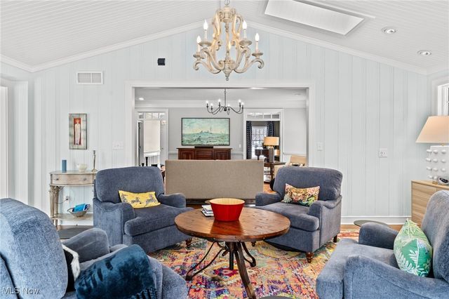 42 Fox Trace Lane, Hudson, OH 44236