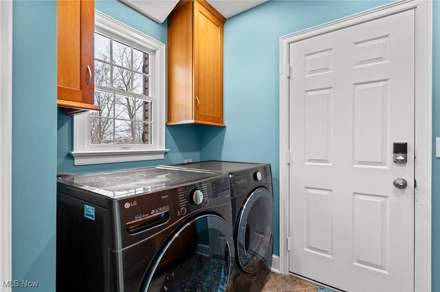 42 Fox Trace Lane, Hudson, OH 44236