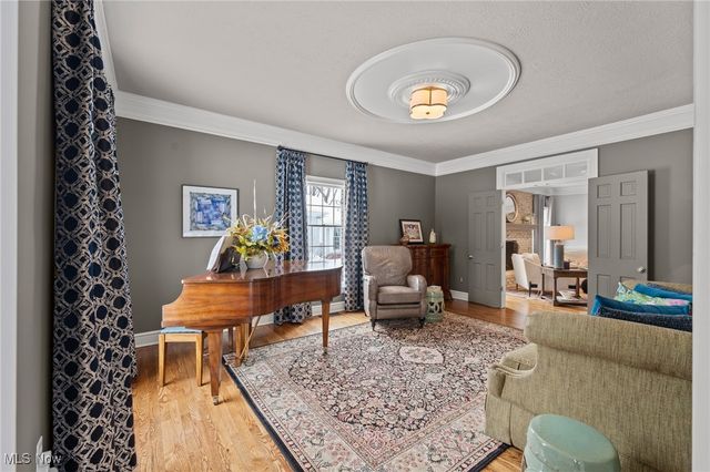 42 Fox Trace Lane, Hudson, OH 44236