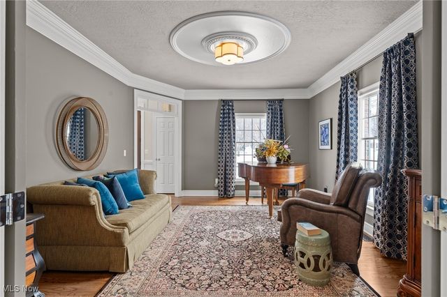 42 Fox Trace Lane, Hudson, OH 44236