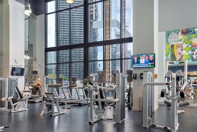 1010 Brickell Ave 1402, Miami, FL 33131