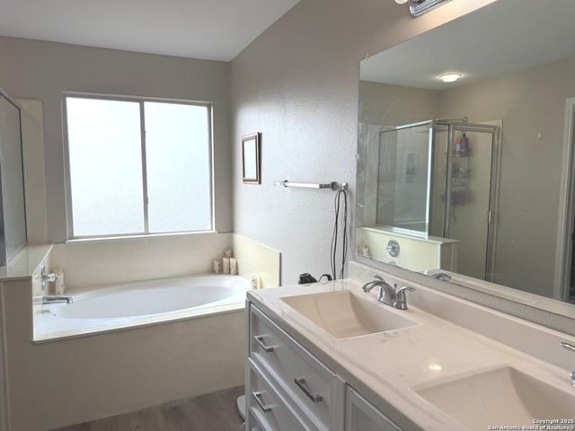 251 Birchwood Bay, San Antonio, TX 78253