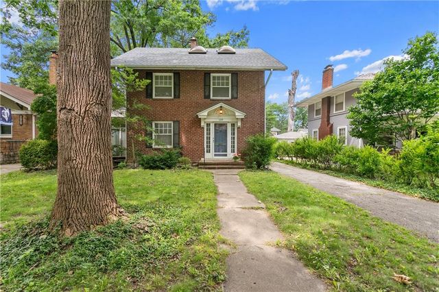 5728 Rockhill Road, Kansas City, MO 64110
