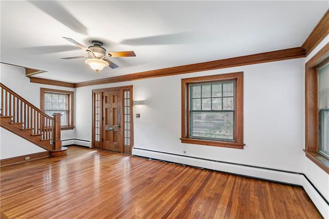 5728 Rockhill Road, Kansas City, MO 64110