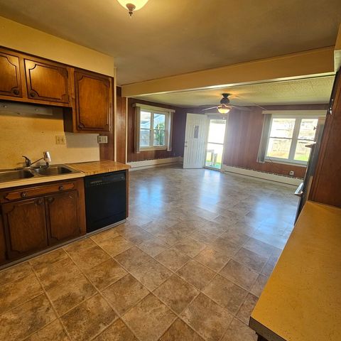 4701 ILLINOIS Street, Loves Park, IL 61111