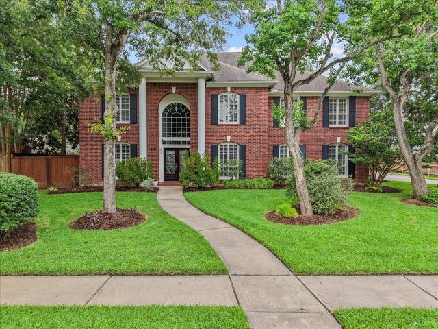 914 Pinewood Lane, Seabrook, TX 77586