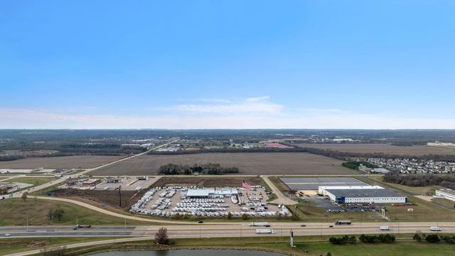 56XX Rockton Road, Roscoe, IL 61073