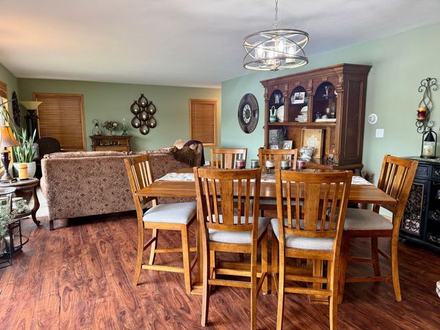 904 Riverside Avenue N, Sartell, MN 56377