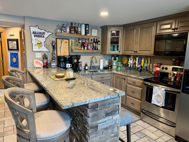 904 Riverside Avenue N, Sartell, MN 56377