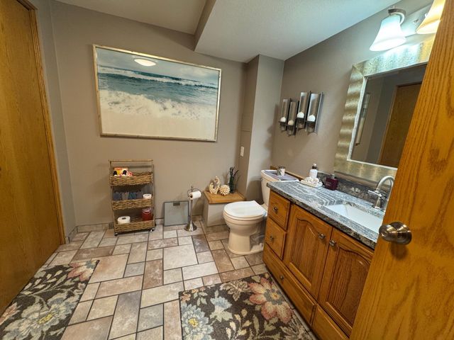 904 Riverside Avenue N, Sartell, MN 56377