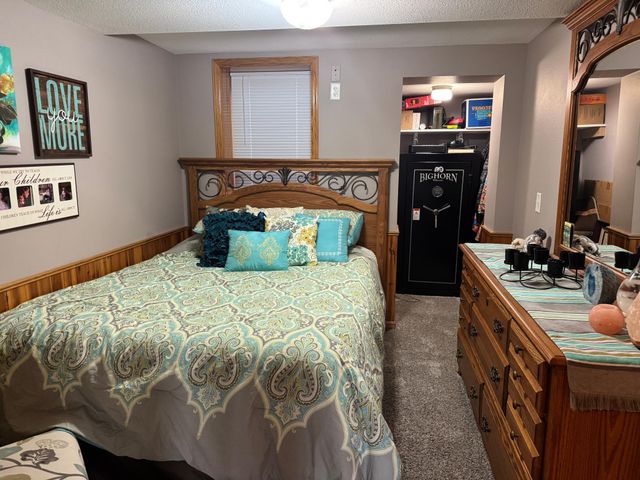 904 Riverside Avenue N, Sartell, MN 56377