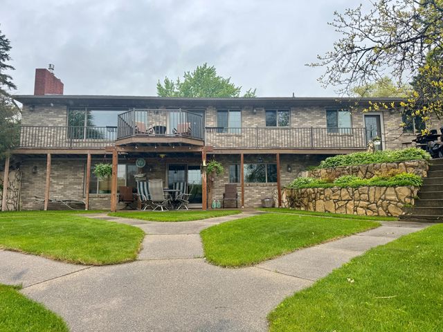 904 Riverside Avenue N, Sartell, MN 56377