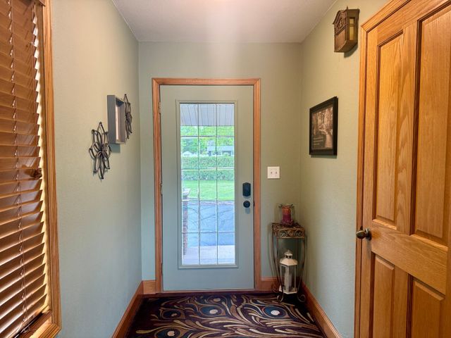 904 Riverside Avenue N, Sartell, MN 56377