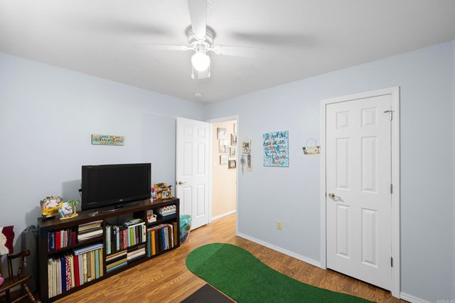 109 Topeka Court, Russellville, AR 72802