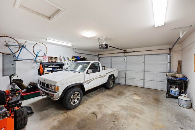 109 Topeka Court, Russellville, AR 72802