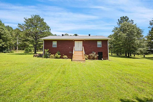 109 Topeka Court, Russellville, AR 72802