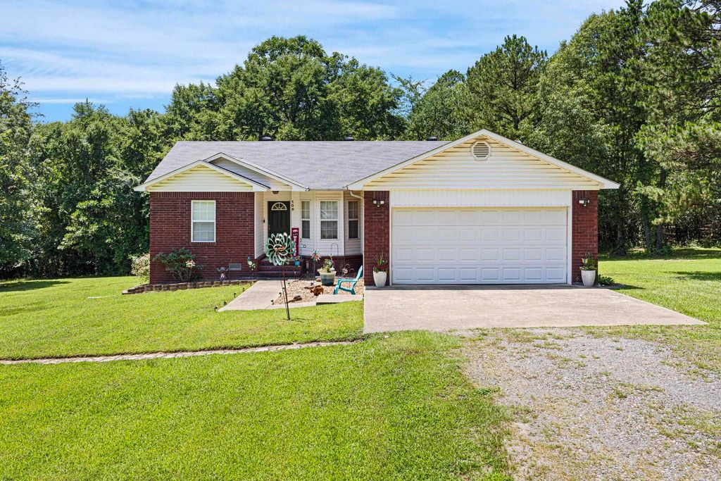 109 Topeka Court, Russellville, AR 72802