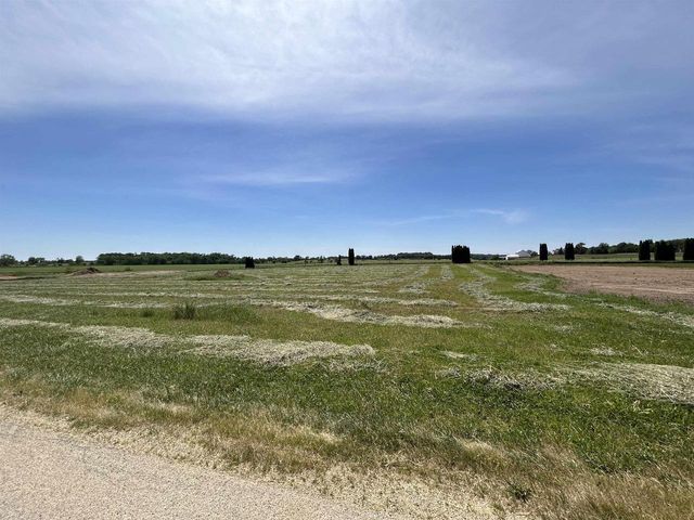 L42 Blarney Stone Drive, Albany, WI 53502
