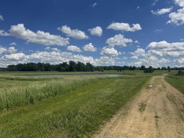 L42 Blarney Stone Drive, Albany, WI 53502