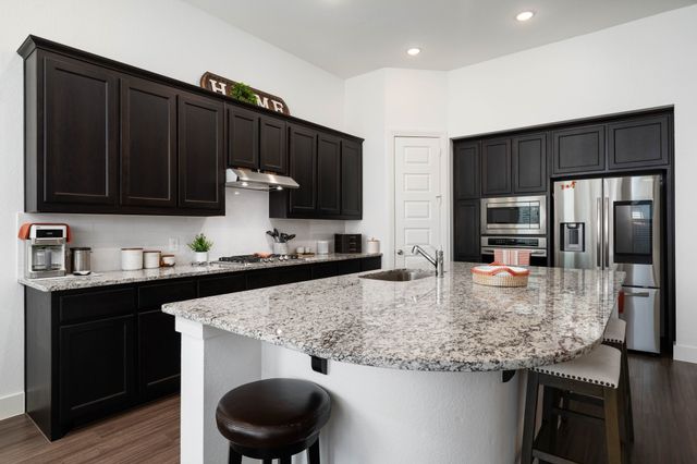 1913 Recioto Drive, Mclendon Chisholm, TX 75032