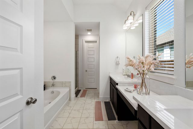 1913 Recioto Drive, Mclendon Chisholm, TX 75032
