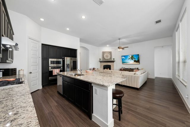 1913 Recioto Drive, Mclendon Chisholm, TX 75032