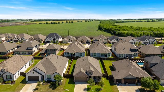 1913 Recioto Drive, Mclendon Chisholm, TX 75032