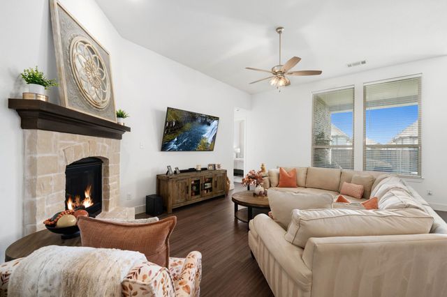 1913 Recioto Drive, Mclendon Chisholm, TX 75032