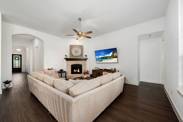 1913 Recioto Drive, Mclendon Chisholm, TX 75032